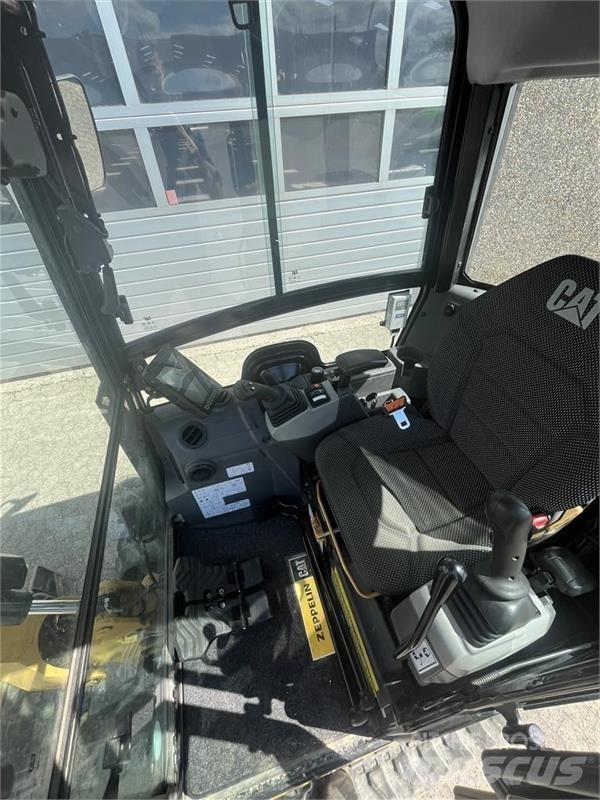 CAT 301.8 Mini excavadoras < 7t