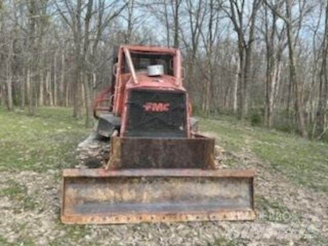KMC 210-CA Skidder Construcción - Otros
