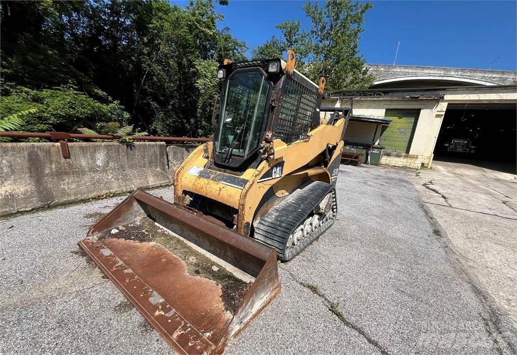 CAT 257B Minicargadoras