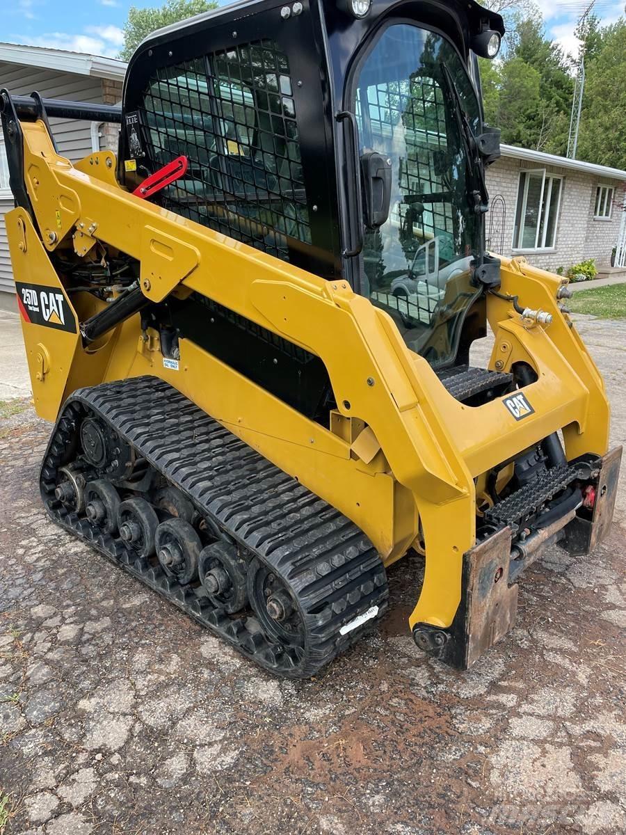 CAT 257D Minicargadoras