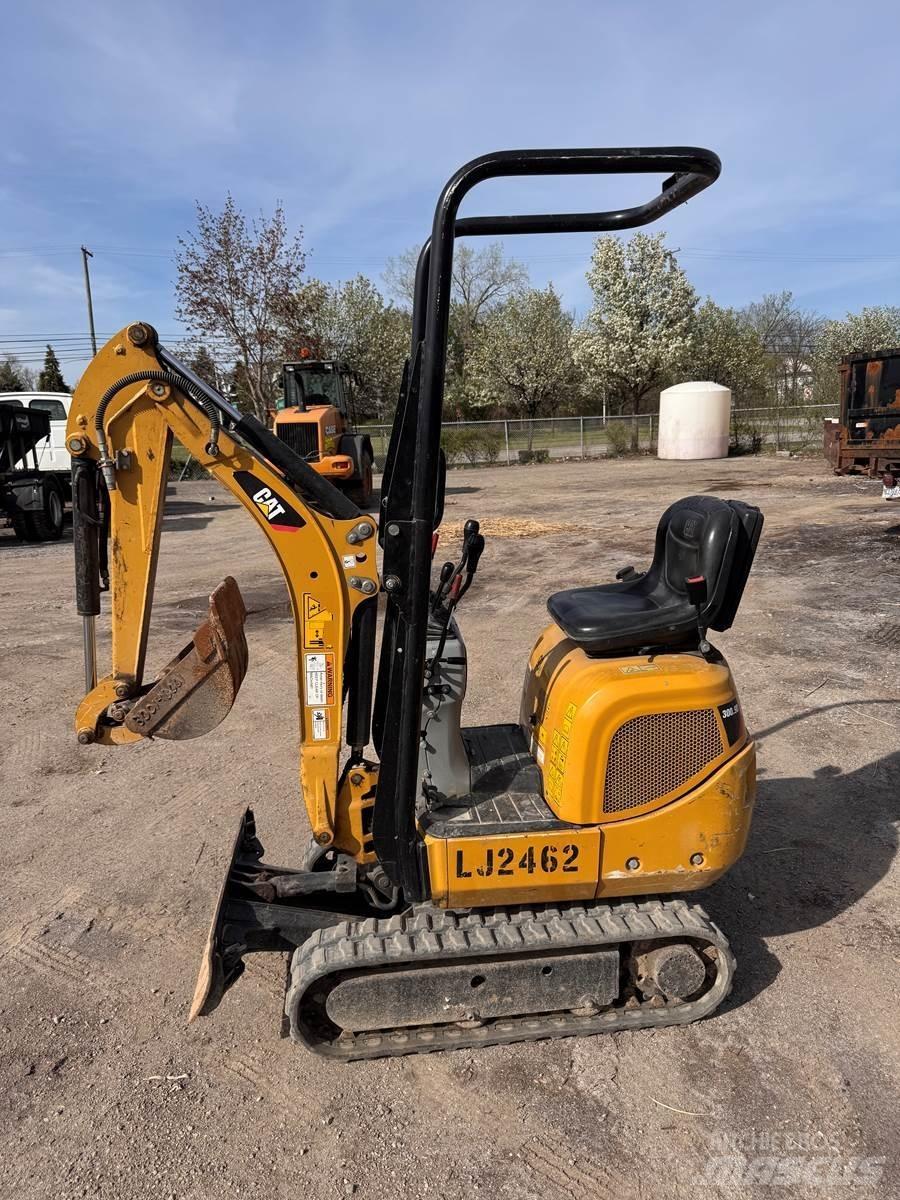 CAT 300.9D Mini excavadoras < 7t