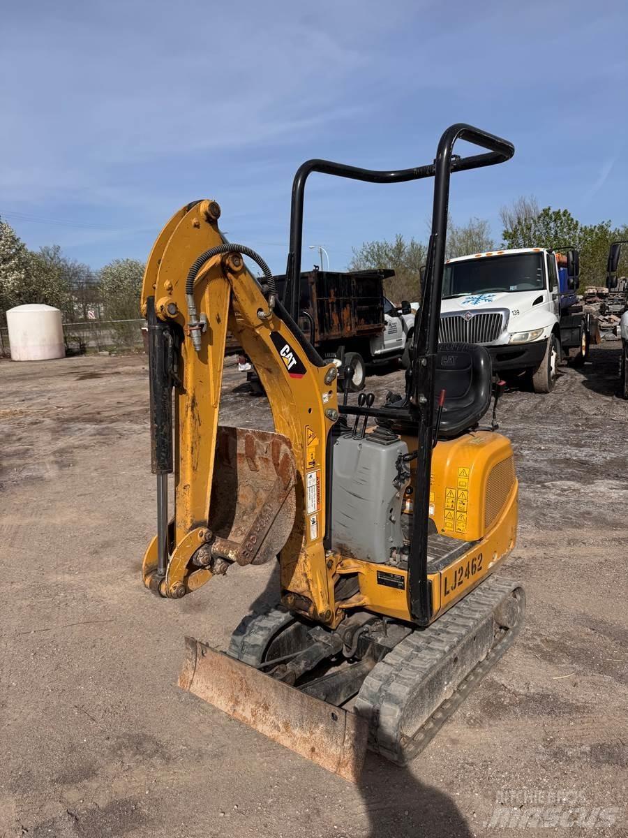 CAT 300.9D Mini excavadoras < 7t