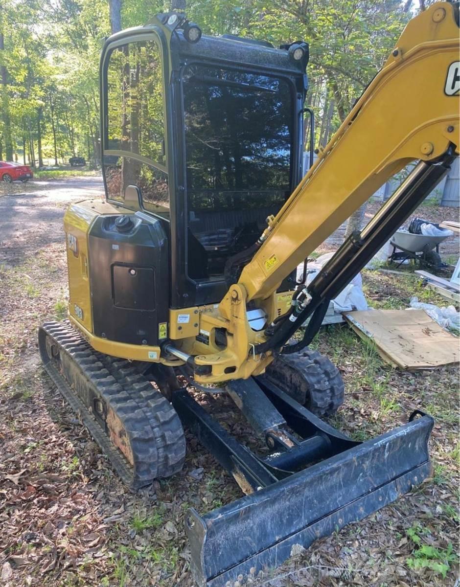CAT 303 CR Mini excavadoras < 7t