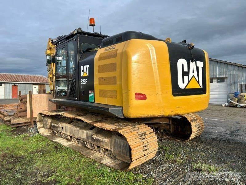 CAT 323FL Excavadoras de cadenas