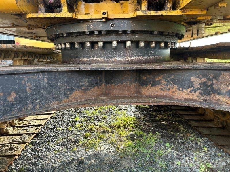 CAT 323FL Excavadoras de cadenas
