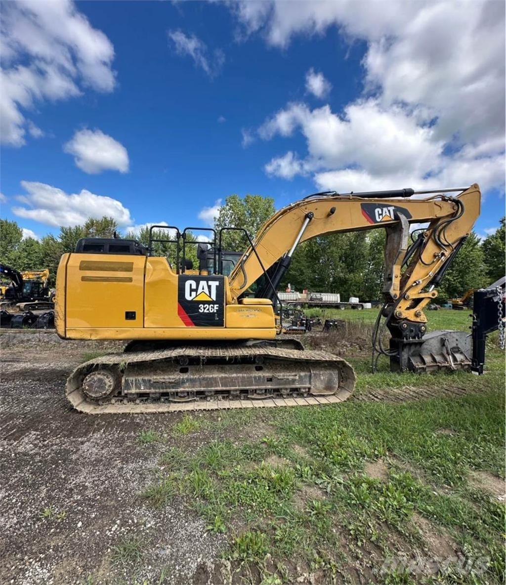 CAT 326FL Excavadoras de cadenas