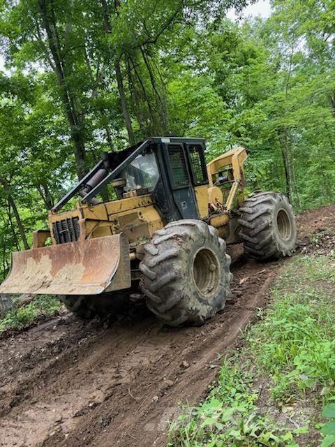 CAT 518C Arrastrador de troncos
