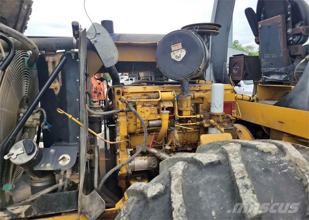 CAT 563C Compactadores de suelo
