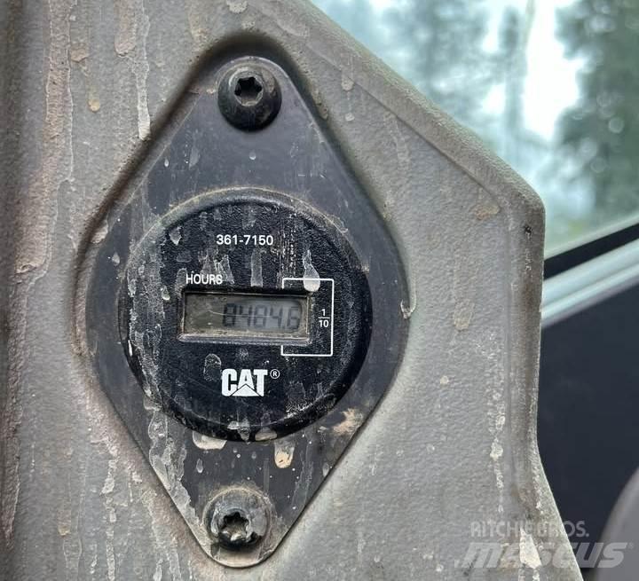 CAT 568 LL Cargadora forestal