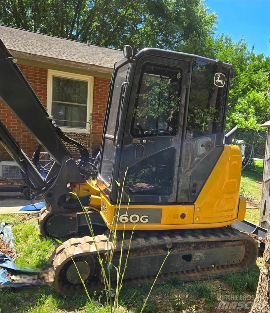 CAT 60 Mini excavadoras < 7t