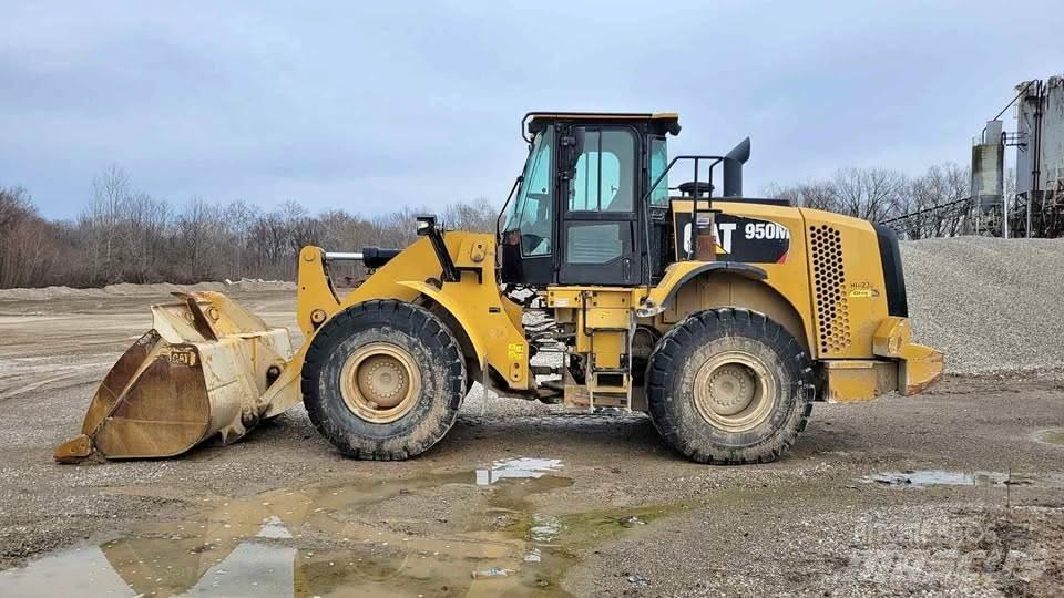 CAT 950M Cargadoras sobre ruedas