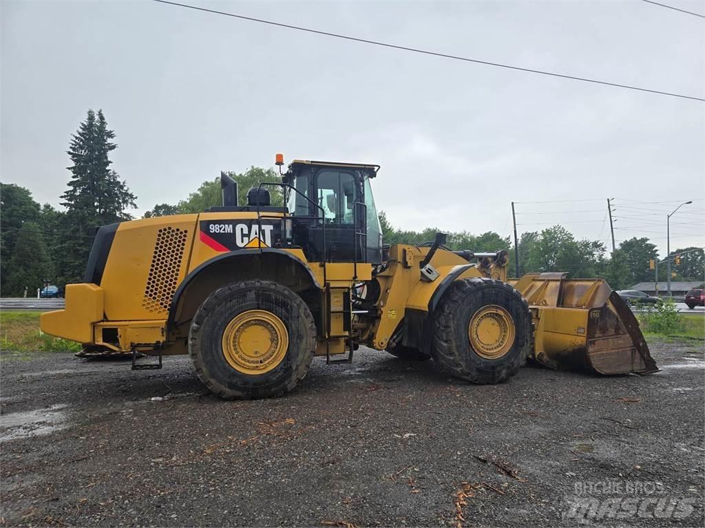 CAT 982M Cargadoras sobre ruedas