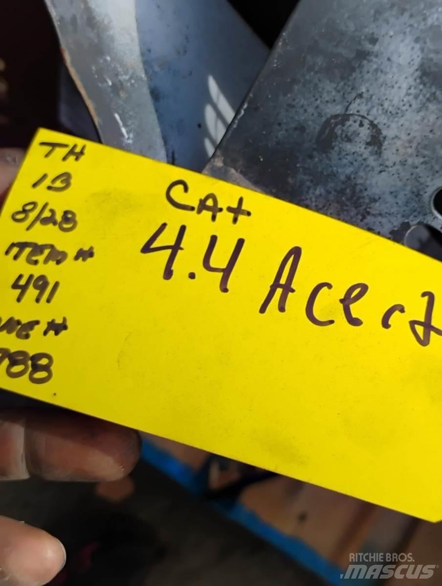 CAT C4.4 Motores