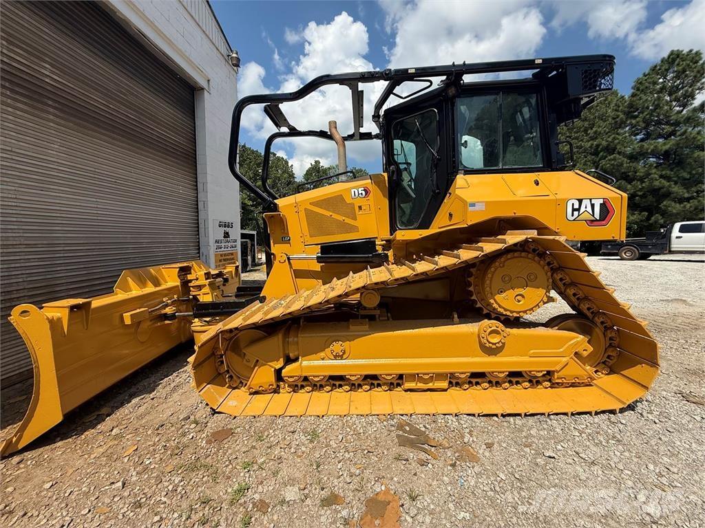 CAT D5 LGP Buldozer sobre oruga