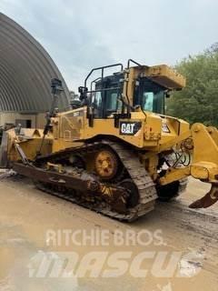 CAT D6T XL Buldozer sobre oruga