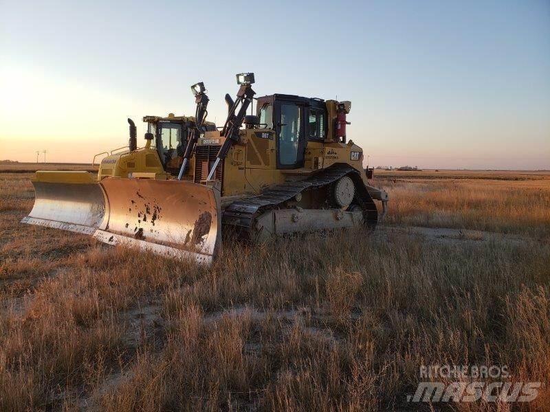 CAT D6T XW Buldozer sobre oruga