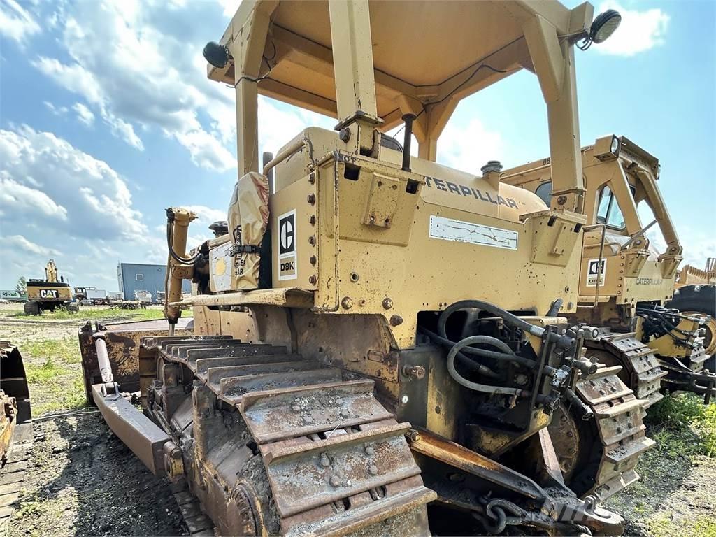 CAT D8K Buldozer sobre oruga