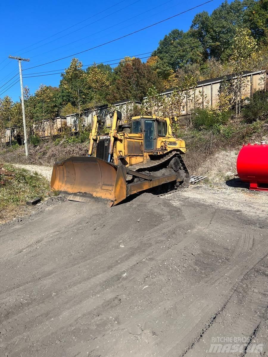 CAT D8R II Buldozer sobre oruga