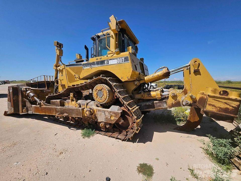 CAT D8T Buldozer sobre oruga