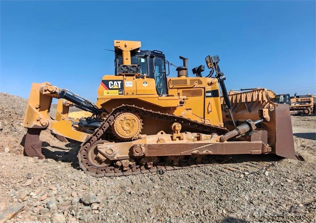 CAT D9R Buldozer sobre oruga