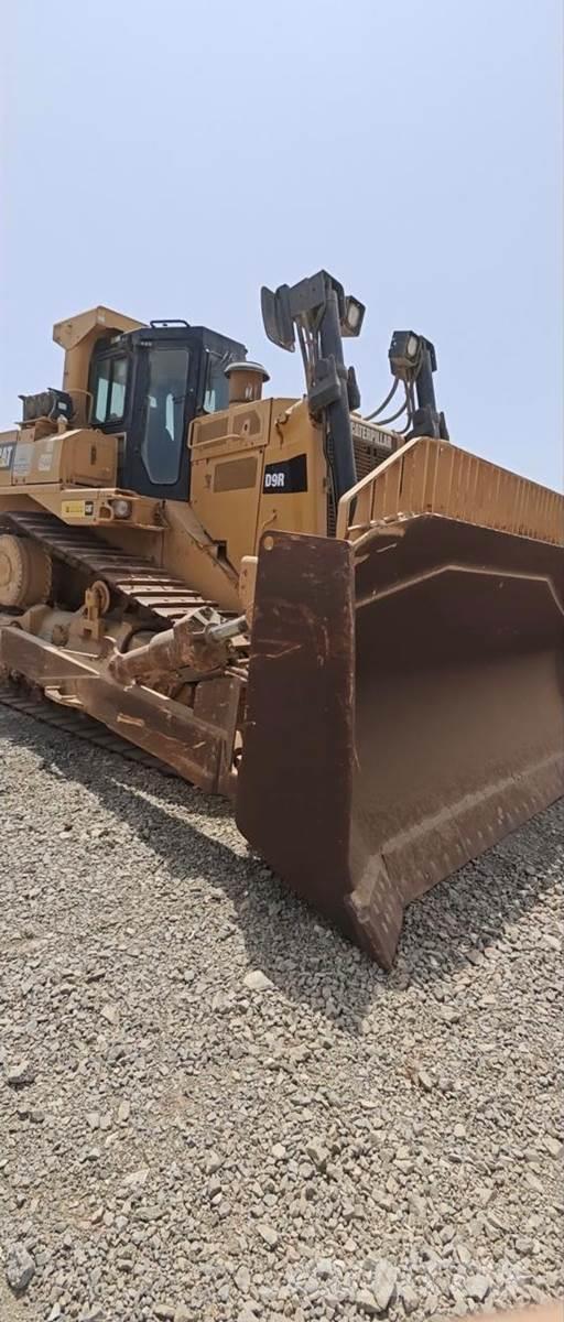 CAT D9R Buldozer sobre oruga