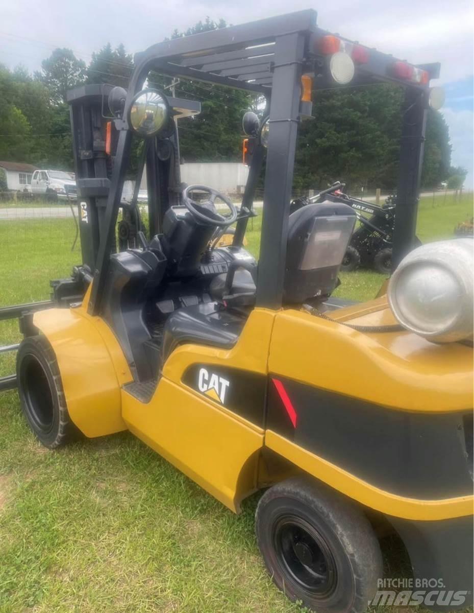 CAT P7000 Otras carretillas elevadoras