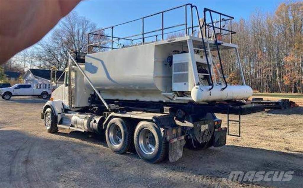 Finn T240 Tolvas de recepción