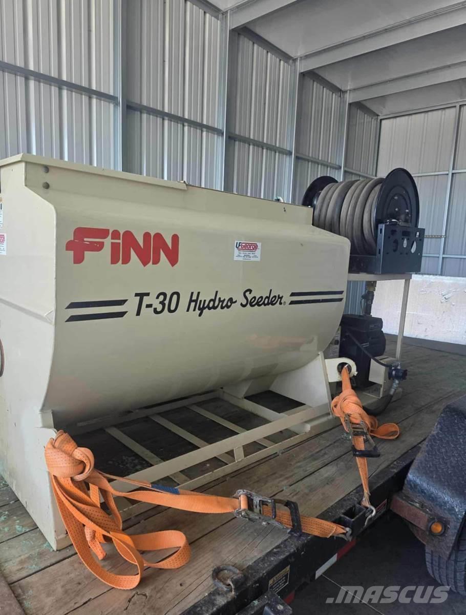Finn T30 Tolvas de recepción