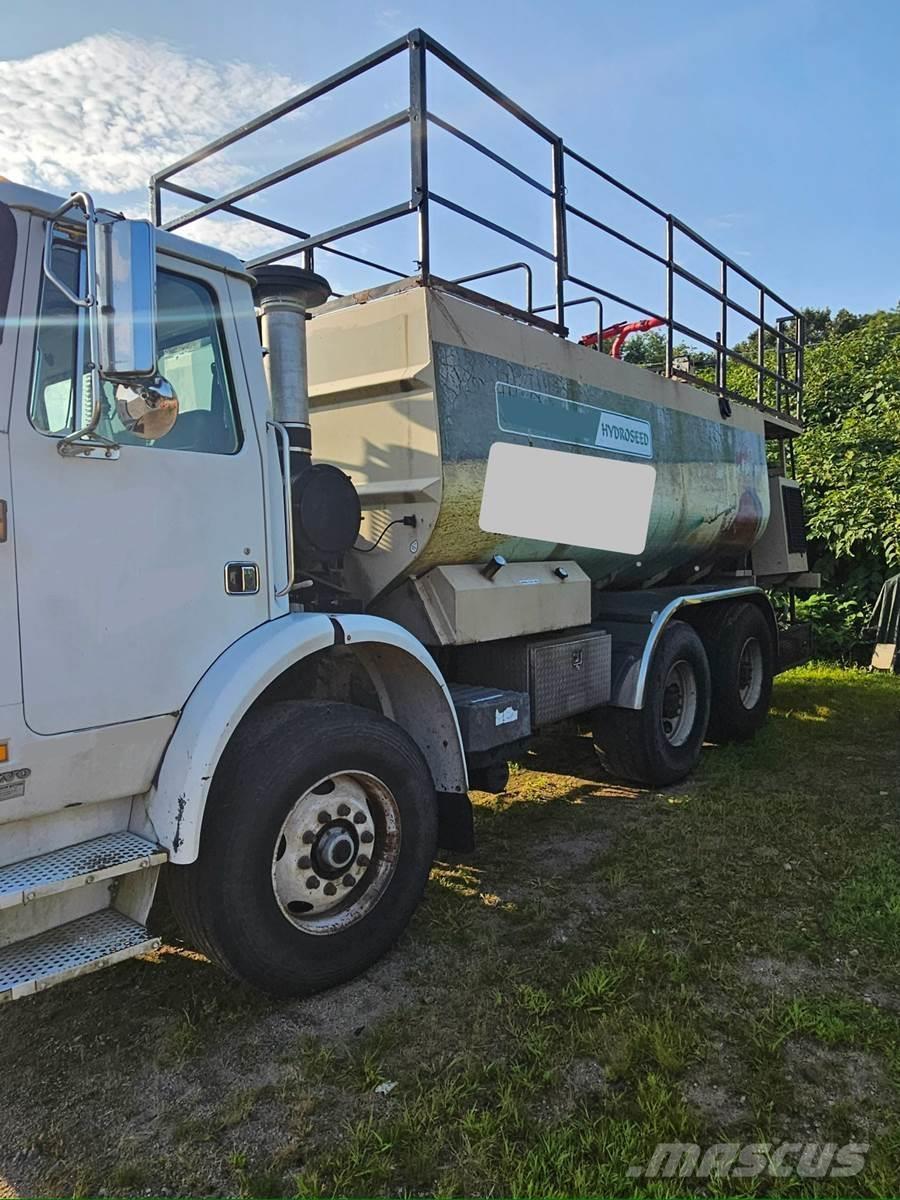 Finn T330 Tolvas de recepción