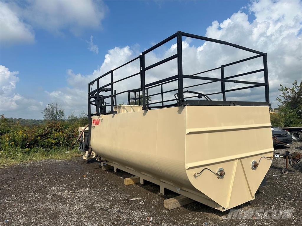 Finn T330 Tolvas de recepción