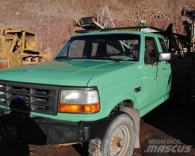 Ford F-250 Furgonetas caja abierta