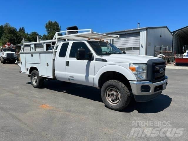 Ford F-350 Vehículos - Taller