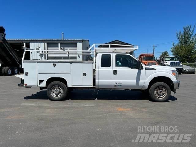 Ford F-350 Vehículos - Taller