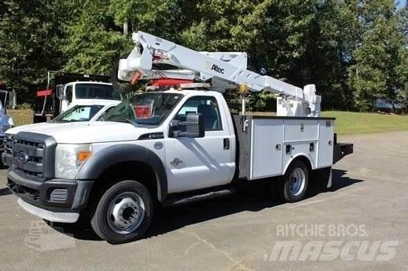 Ford F-550 Plataformas sobre camión