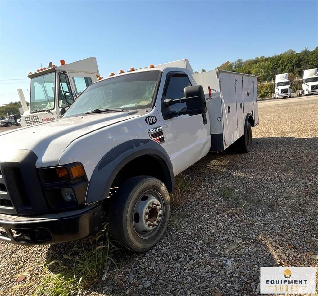 Ford F-550 Vehículos - Taller
