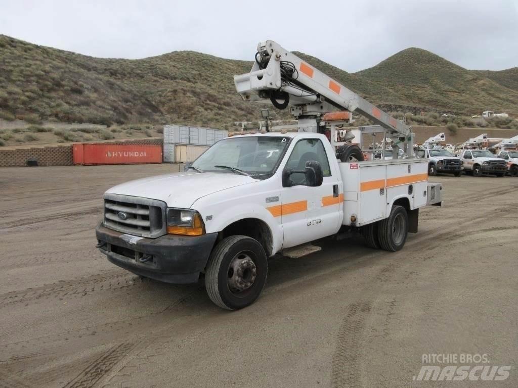 Ford F-550 Plataformas sobre camión
