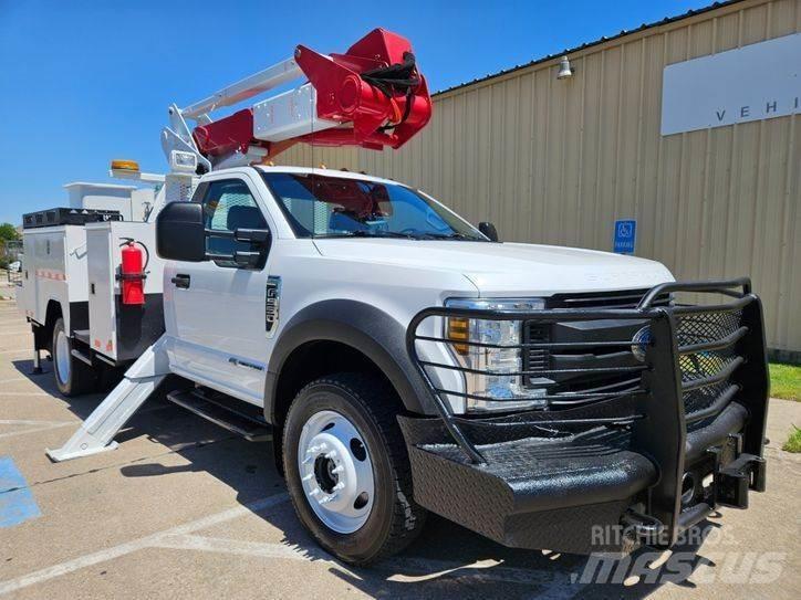 Ford F-550 Plataformas sobre camión
