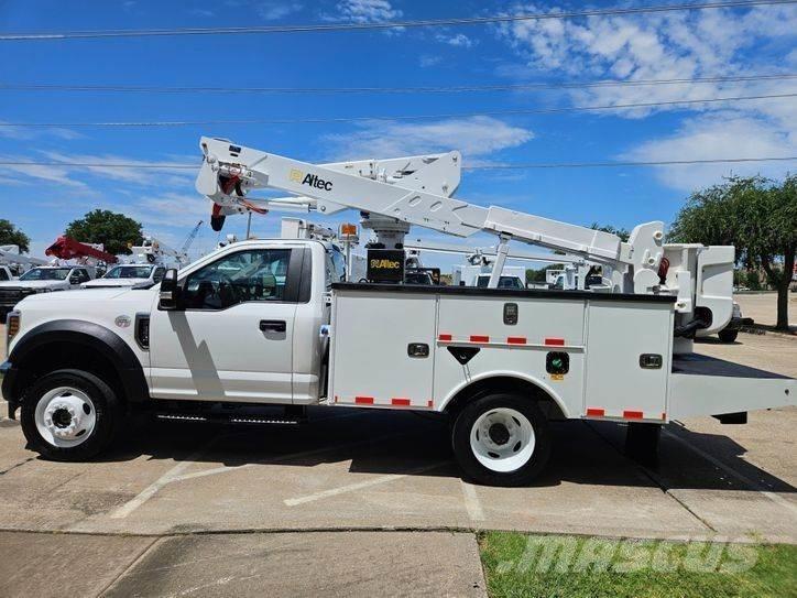 Ford F-550 Plataformas sobre camión
