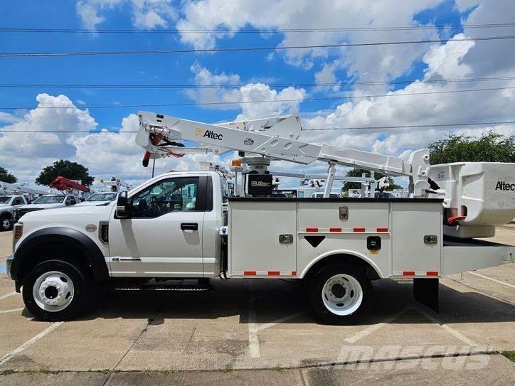 Ford F-550 Plataformas sobre camión