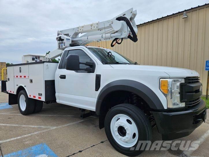 Ford F-550 Plataformas sobre camión