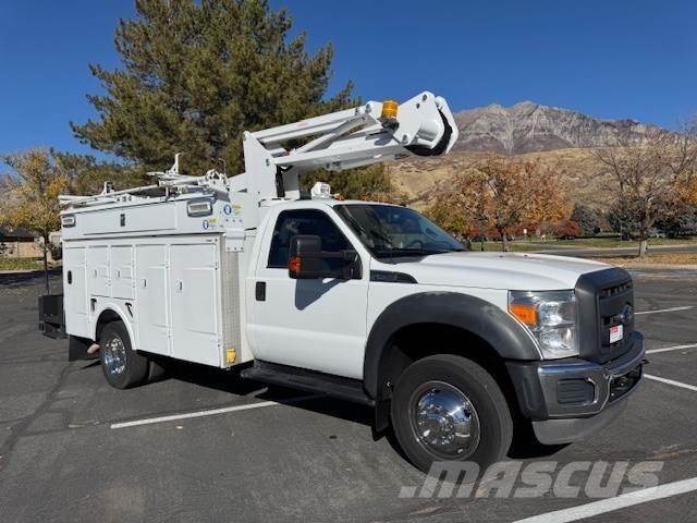 Ford F-550 Plataformas sobre camión