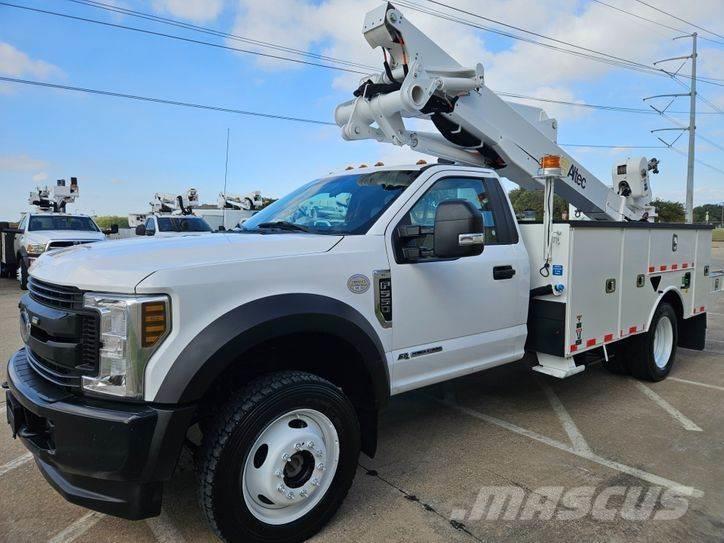 Ford F-550 Plataformas sobre camión