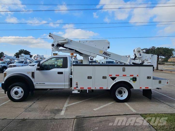 Ford F-550 Plataformas sobre camión