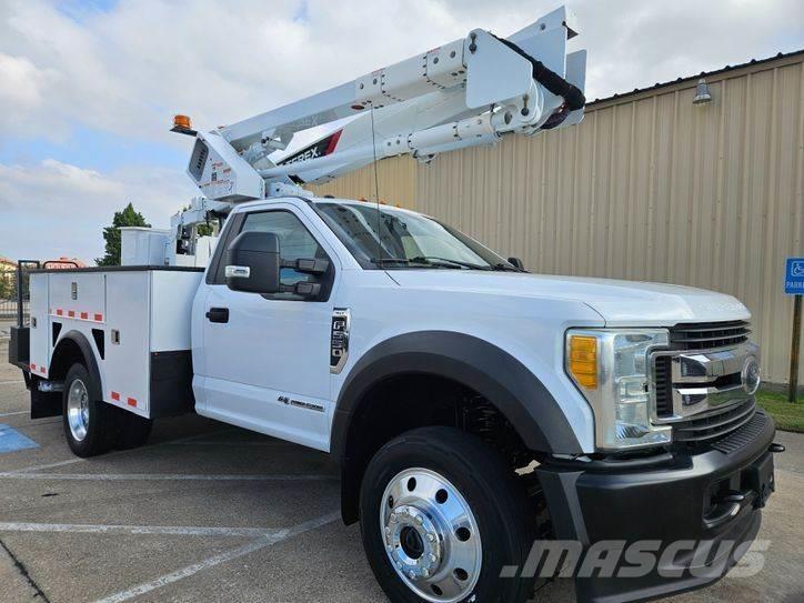 Ford F-550 Plataformas sobre camión