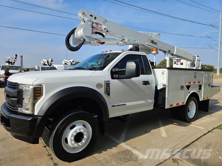 Ford F-550 Plataformas sobre camión