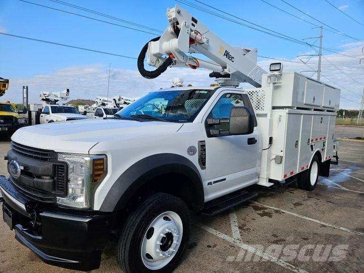 Ford F-550 Plataformas sobre camión