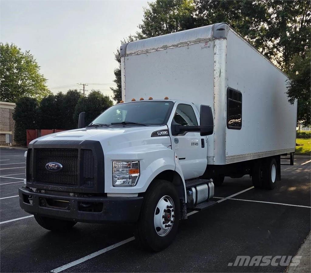 Ford F-650 Camiones caja cerrada