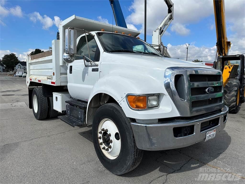 Ford F-750 Camiones bañeras basculantes o volquetes