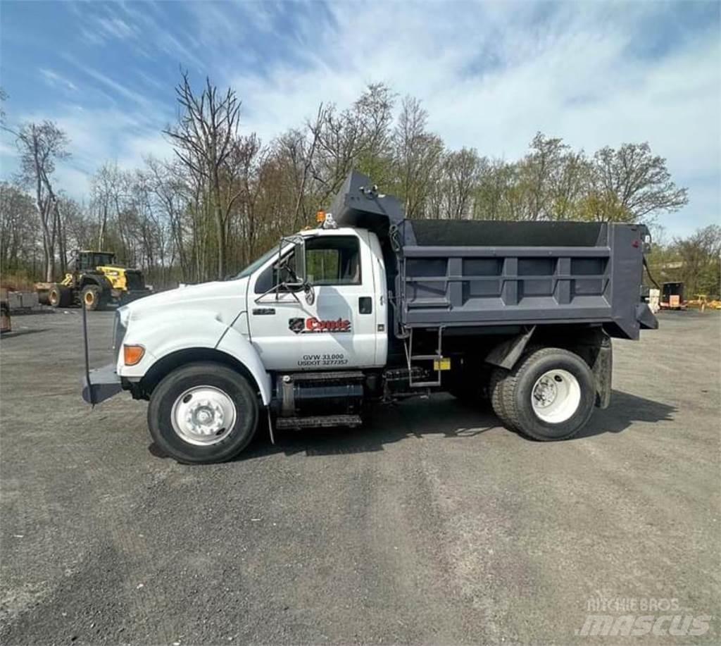 Ford F-750 Camiones bañeras basculantes o volquetes