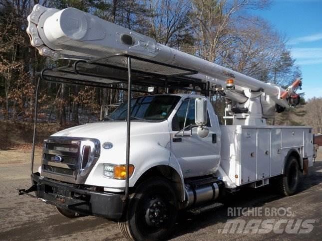 Ford F-750 Plataformas sobre camión